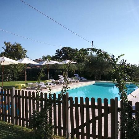 Agriturismo Al Rifugio Divino Belvedere Ostrense Exterior foto